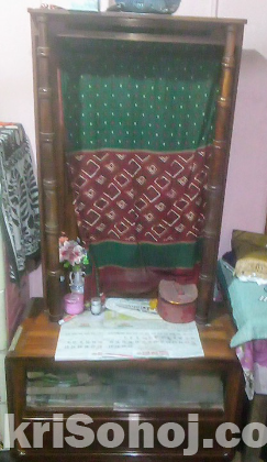 ইউনিক ডিজাইনের সম্পূর্ণ কাঠের ড্রেসিং টেবিল